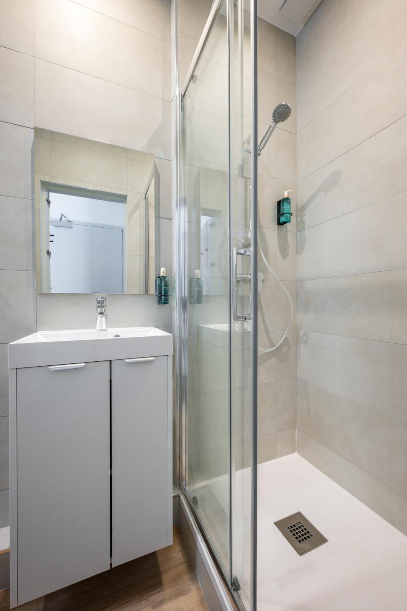 Aparthotel App-Art Nizza Esterno foto
